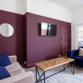 Central Sunderland - House - Stay 6 - Near Stadium - 1