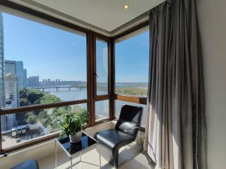 Central Avenue Luxury River View Apartment Max - 3