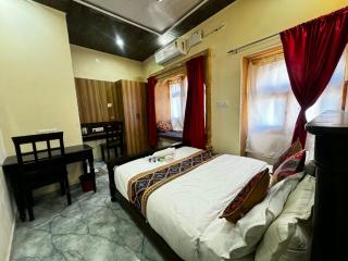 Hotel Neem Haveli - 4