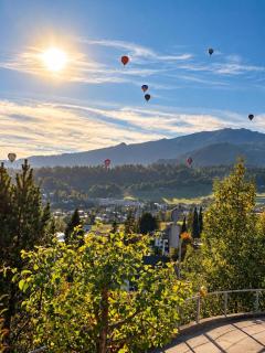 Alpine Paradise , Mountain Views & Serenity - 1