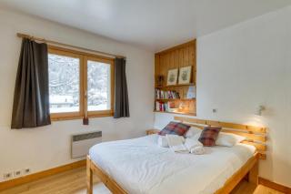 Chalet Allières Walk to Grands Montets | Sleeps 10 - Chamonix-Mont-Blanc - 5