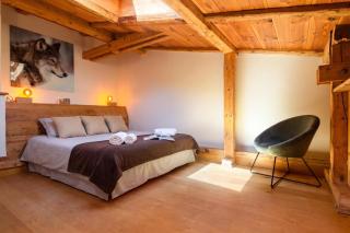 Le Beaulieu Chamonix Penthouse Loft | Fireplace & Views - Happy Rentals - 6