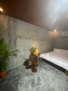 Apol's home - 5