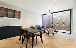 Stylish 2BR Home near Southfields Station - 2