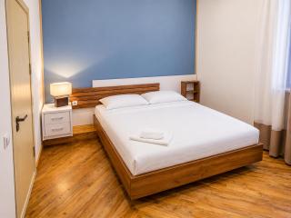 ECO ART Hotel - 1