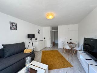 Stylishly furnished apartment in Munich-Solln - 3