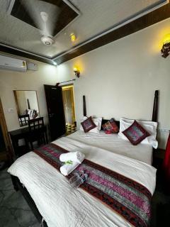 Hotel Neem Haveli - 8