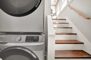 Lavish Flat w King Bed in near DT Food & Shops - 2