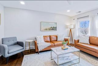 Lavish Flat w King Bed in near DT Food & Shops - 1