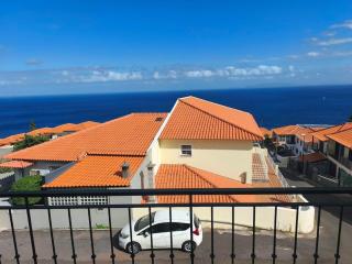 Ocean Breeze - Cosy 2-bedroom with Ocean Views & BBQ - 3