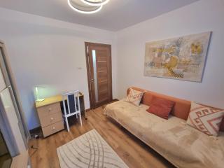 LIREI DeLuxe RESIDENCE - Spacious 3 Rooms, 2 Baths - by RealTrust - 2