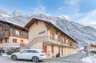 La Maisonnée de Julie Chamonix Centre: Walk to Aiguille du Midi, Sleeps 5 - Happy Rentals - 9