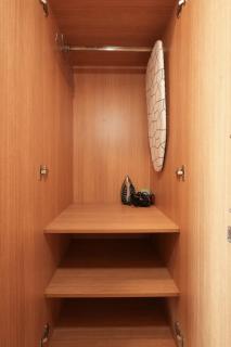 Tranquil Studio Near Airport- Kitchenette, WiFi, SmartTV - 4