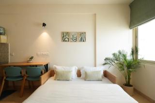Tranquil Studio Near Airport- Kitchenette, WiFi, SmartTV - 7