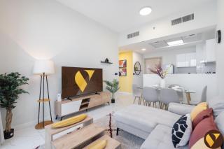 Vogue Vacation Homes, Alexis Tower Jabal Ali Walkable to Metro Station, near Expo City Dubai, One Bedroom Apartment with Balcony, Pool and Vibrant Community View, Access to all Amenities - 2
