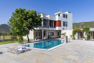 ELIVAAS Signature The Shyam Estate 8-BHK Villa with Private Pool, Kids' Pool, Landscaped Lawns & Aravalli Hill-View Balconies - 2