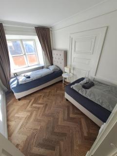 Fabulous Apartment - 5