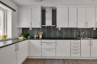 Brand new house near lake and public transport - 8