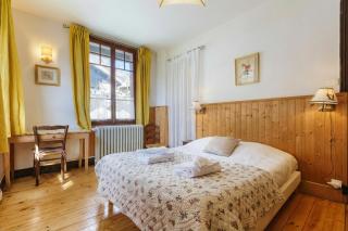 Grand Chalet des Moussoux 6BR: Terrace, Garden, Views, Sleeps 10 - Happy Rentals - 5
