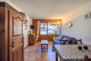 Le Prarion RDC Ski in/Ski out at Les Houches (Sleeps 4) - Happy Rentals - 2