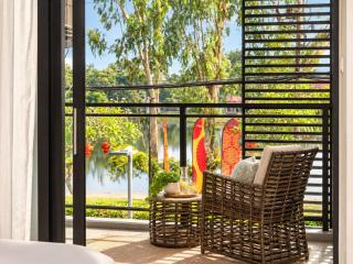 Modern Apartment with Pool & Lake View - 4