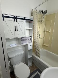 Modern Private Suite - 2