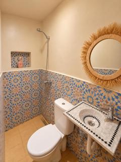 Banana Surf Camp - Yoga Vibe and Retreat Oceanfront - 1