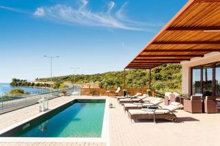 Seaside Summer Bliss - Aurora Luxury Pool Paradise - 3