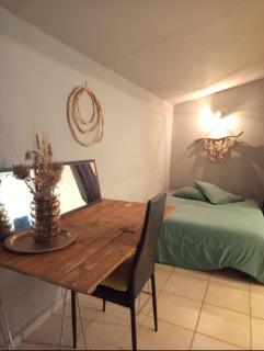 Appart - Clim - Parking - Wifi - 1 à 6 pers - - 6