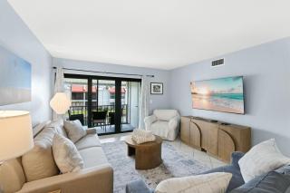 Runaway Bay 207 - 5