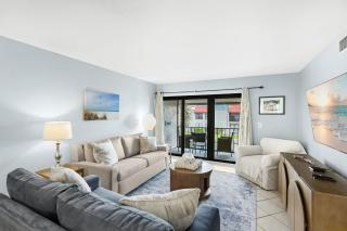 Runaway Bay 207 - 3