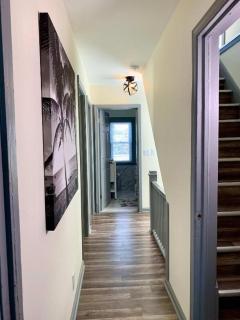 Cozy 3BR 1BA Short drive to Niagara Falls - 2