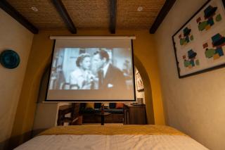 Hanoi Vintage Studio - Bathtub & Projector - 2
