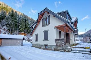 Chalet Whitmoore Argentière - Walk to Grands Montets Sleeps 7 - Happy Rentals - 3