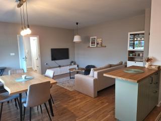 Park View - modern 2-bedroom apartment with free underground parking - 9