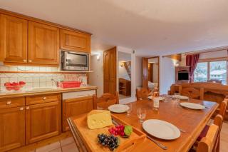 Le Cristal GM19 Mountain View, Pool & Parking- Happy Rentals - 6