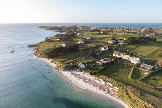 "La Villa Sur La Baie" vue imprenable et piscine intérieure 29 degrés - 9