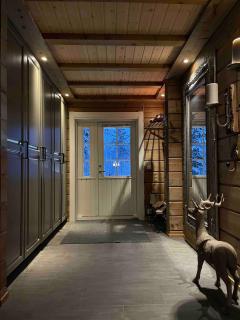 Cabin with high standard by the Pasvik River - 8