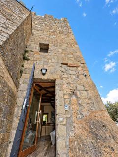 Luxurious Historic Medieval Tower Stay in Viterbo - 8