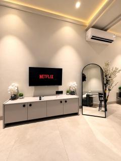 Alora Suite - 3