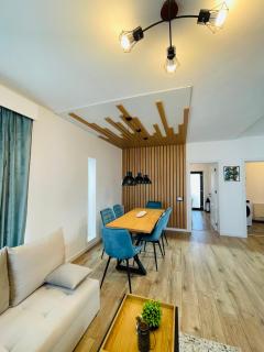 EMZE Home - 8