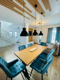 EMZE Home - 1