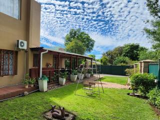 Lily Guesthouse - 8