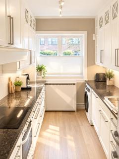 Majorstua, charming and modern 3 bedroom apartment - 4
