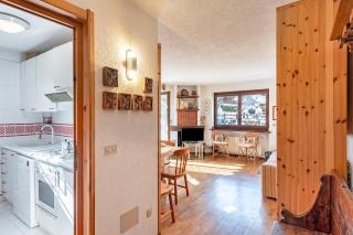 Family Apartment Steps From Ski Lifts - Happy Rentals - Courmayeur - 8