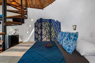 Unwind in Paradise: A Serene Getaway in Isla de Navidad - 1