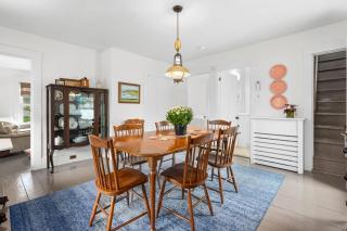 Charming Cape Cottage Steps from Bank St Beach - 8