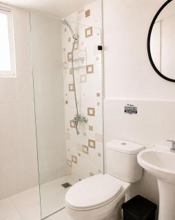 Tropical Pearl 3BR Home Away From Home - 8