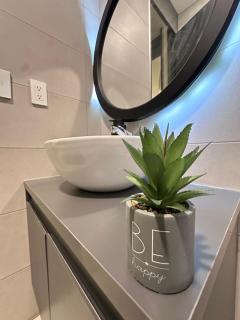 Khanda Home - 0