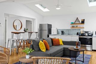 Cozy 2BR Near Bourbon Trail + Backyard Access - 6
